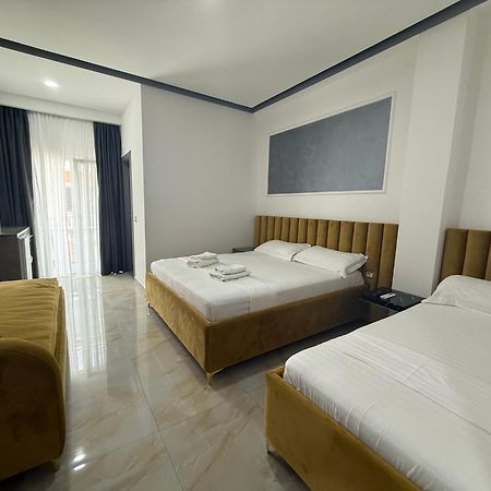 Hotel Leodori 1 Shëngjin Extérieur photo